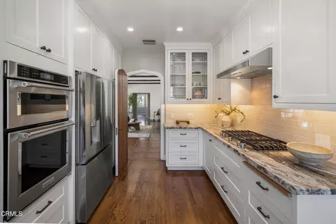 Kitchen - 690 Prospect Blvd, Pasadena, CA 91103 photo 3 of 3