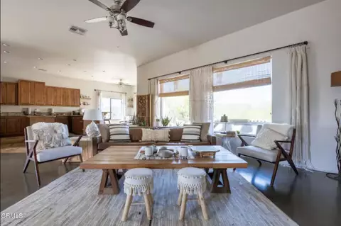 Living - 6220 Farrelo Rd, Yucca Valley, CA 92284 photo 2 of 7