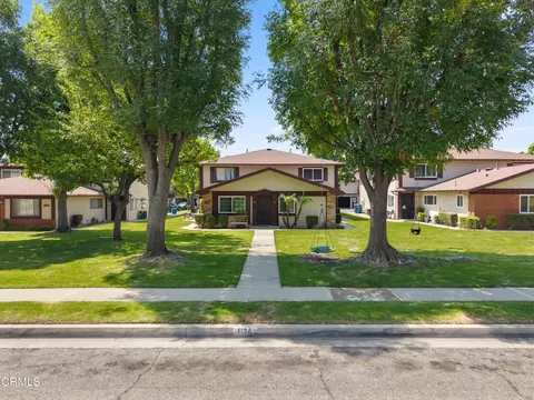 1124 W Calle Del Sol #1, Azusa, CA 91702