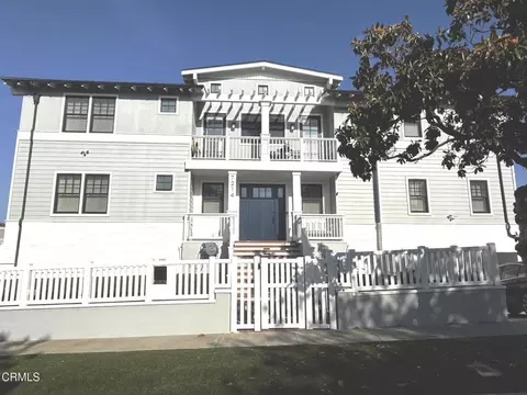 7214 Mccool Ave, Los Angeles, CA 90045