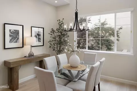 Dining - 930 Corte Augusta, Camarillo, CA 93010 photo 2 of 3