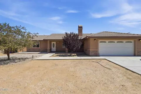 13115 Clallam Rd, Apple Valley, CA 92308