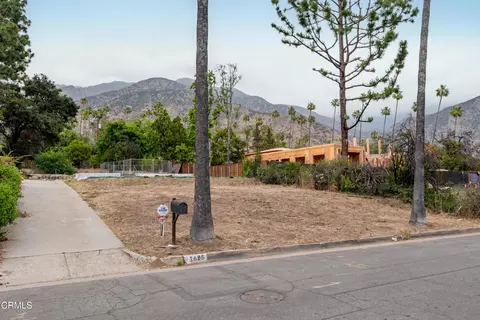 1685 Braeburn Rd, Altadena, CA 91001