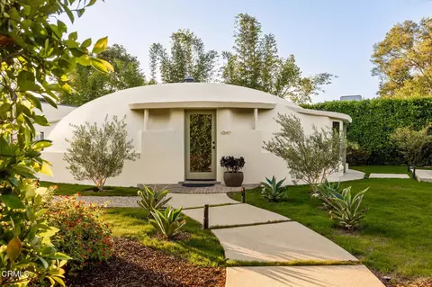 1097 S Los Robles Ave, Pasadena, CA 91106