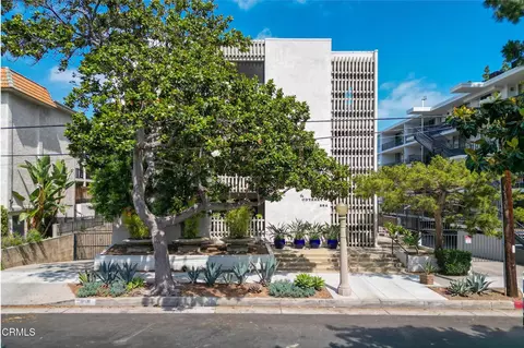 284 S Madison Ave #401, Pasadena, CA 91101