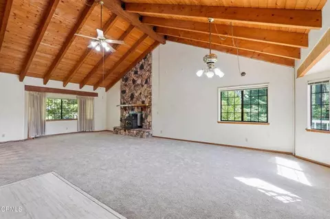 Living - 963 Jungfrau Dr, Crestline, CA 92325 photo 4 of 4