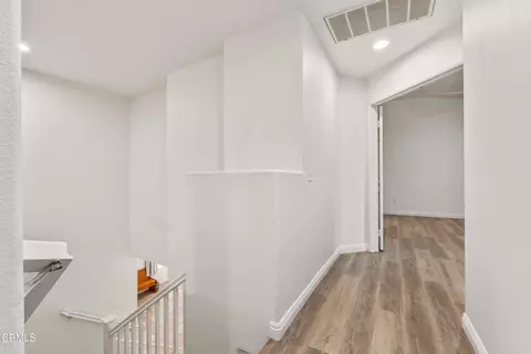 Entry Way - 38519 37th St E, Palmdale, CA 93550 photo 5 of 9