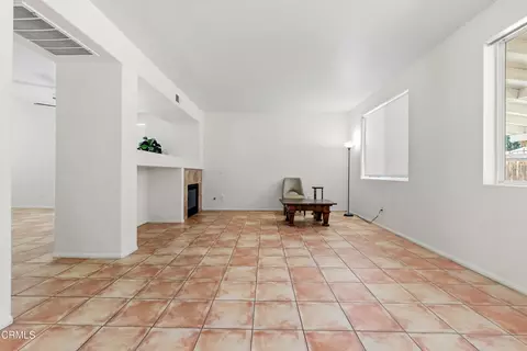 Living - 38519 37th St E, Palmdale, CA 93550 photo 5 of 13