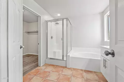 Bath - 38519 37th St E, Palmdale, CA 93550 photo 2 of 7