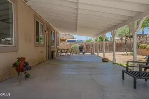 Exterior - 38519 37th St E, Palmdale, CA 93550 photo 17 of 20