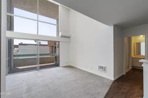 Living - 355 S Los Robles Ave #339, Pasadena, CA 91101 photo 3 of 5