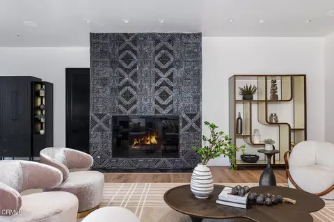 Living - 345 E Colorado Blvd #203, Pasadena, CA 91101 photo 3 of 5