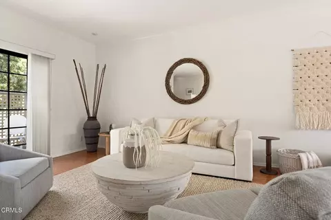 Living - 515 S Madison Ave #3, Pasadena, CA 91101 photo 3 of 3