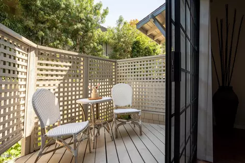 Exterior - 515 S Madison Ave #3, Pasadena, CA 91101 photo 1 of 2