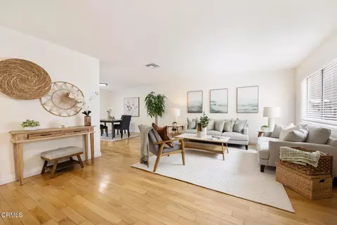 49 N Parkwood Ave #10, Pasadena, CA 91107