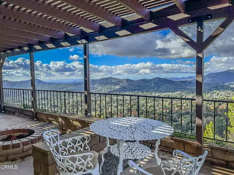 770 Galaxy Heights Dr, La Canada Flintridge, CA 91011