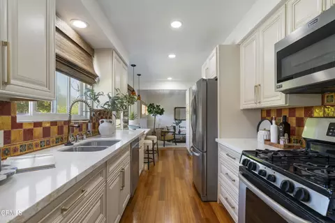 Kitchen - 1300 Solita Rd, Pasadena, CA 91103 photo 1 of 6