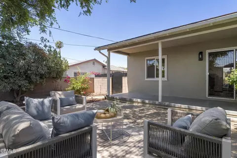 Exterior - 1300 Solita Rd, Pasadena, CA 91103 photo 9 of 16