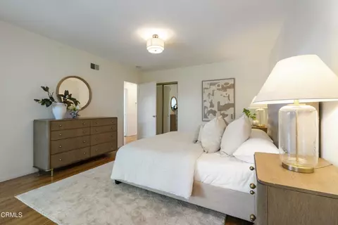 Bedroom - 1300 Solita Rd, Pasadena, CA 91103 photo 2 of 9