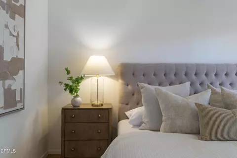 Bedroom - 1300 Solita Rd, Pasadena, CA 91103 photo 3 of 9