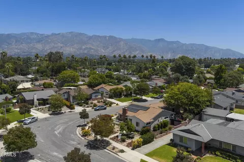 View/Area - 1300 Solita Rd, Pasadena, CA 91103 photo 3 of 4