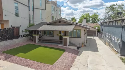 6158 Oak Crest Way, Los Angeles, CA 90042