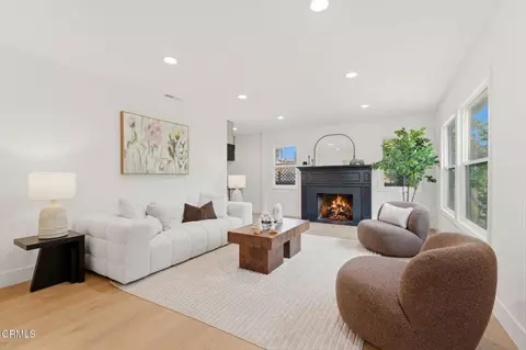 Living - 2805 E Del Mar Blvd, Pasadena, CA 91107 photo 1 of 5