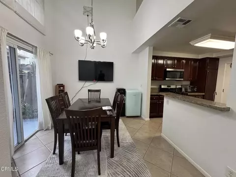 Dining - 11337 Dronfield Ter #4, Pacoima, CA 91331 photo 1 of 3