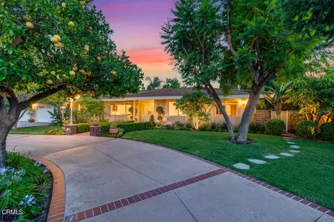 17904 Acre St, Northridge, CA 91325