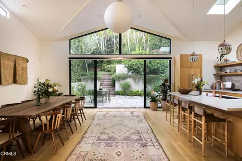 3036 Castle St, Los Angeles, CA 90039