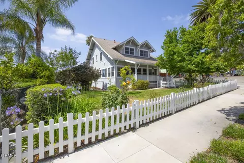 2330 Yosemite Dr, Eagle Rock, CA 90041