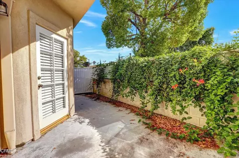 Exterior - 719 E Tujunga Ave #C, Burbank, CA 91501 photo 8 of 10