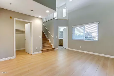 Living - 719 E Tujunga Ave #C, Burbank, CA 91501 photo 5 of 9