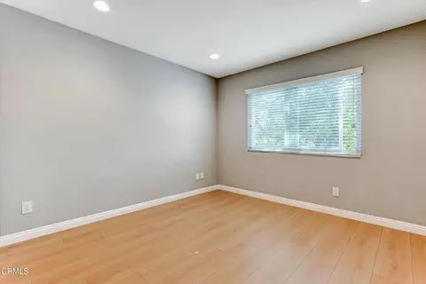 Bedroom - 719 E Tujunga Ave #C, Burbank, CA 91501 photo 4 of 6