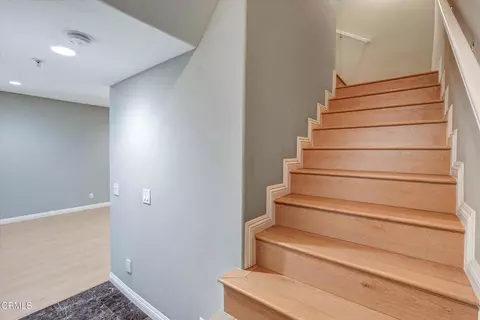 Entry Way - 719 E Tujunga Ave #C, Burbank, CA 91501 photo 1 of 5