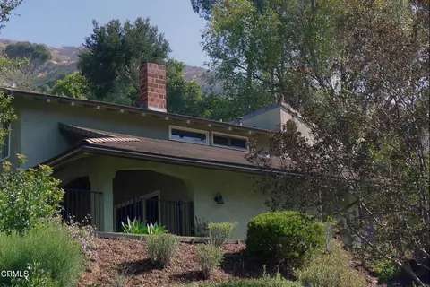 579 Acacia St, Sierra Madre, CA 91024