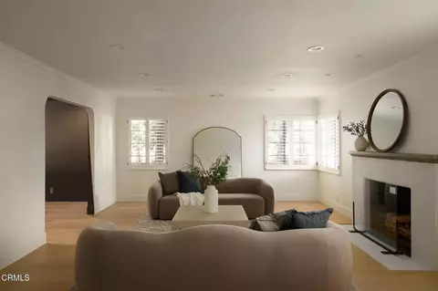 Living - 1535 Ontario Ave, Pasadena, CA 91103 photo 4 of 5