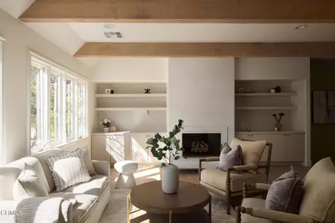 Living - 1535 Ontario Ave, Pasadena, CA 91103 photo 5 of 5
