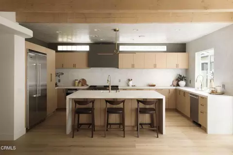 Kitchen - 1535 Ontario Ave, Pasadena, CA 91103 photo 2 of 3