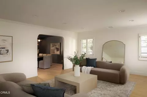 Living - 1535 Ontario Ave, Pasadena, CA 91103 photo 3 of 5