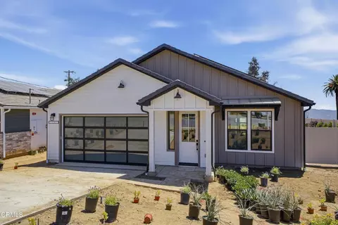 16 W Pine St, Altadena, CA 91001