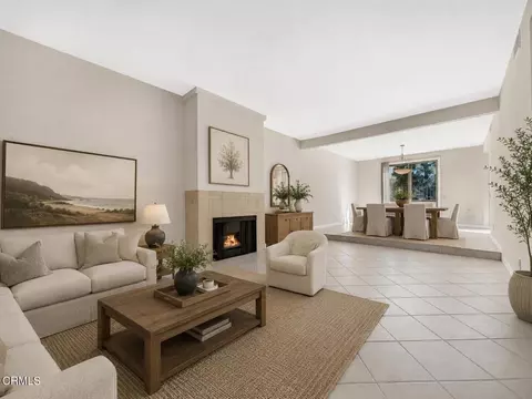 3200 Fairesta St #16, La Crescenta, CA 91214