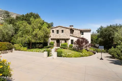 1906 Country Ln, Pasadena, CA 91107