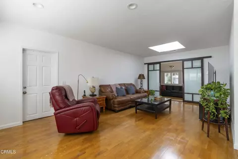 Living - 2145 Las Lunas St, Pasadena, CA 91107 photo 4 of 5