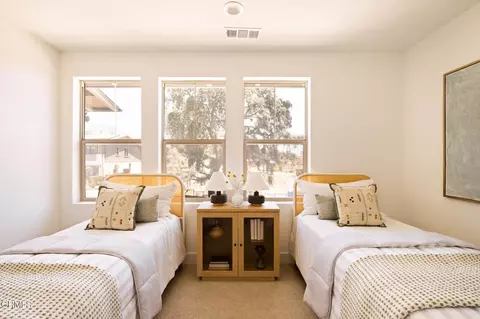 Bedroom - 167 E Palm St, Altadena, CA 91001 photo 4 of 5