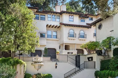 70 N Arroyo Blvd, Pasadena, CA 91105