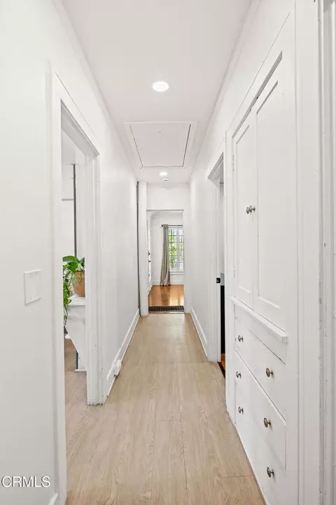 Entry Way - 2120 Navarro Ave, Altadena, CA 91001 photo 2 of 2
