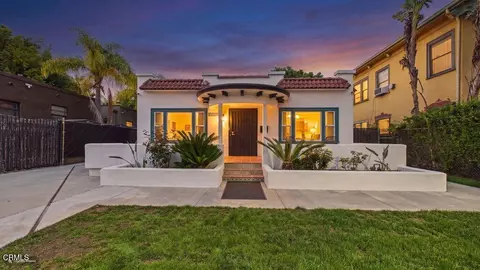 1232 N El Centro Ave, Los Angeles, CA 90038