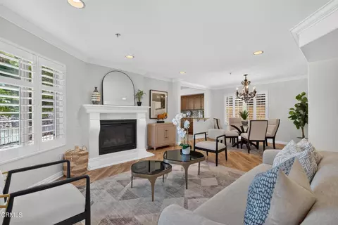 2435 Florencita W #105, Montrose, CA 91020