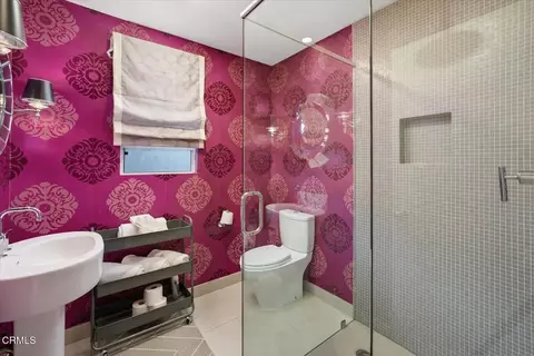 Bath - 1900 Ransom Rd, Glendale, CA 91201 photo 5 of 5